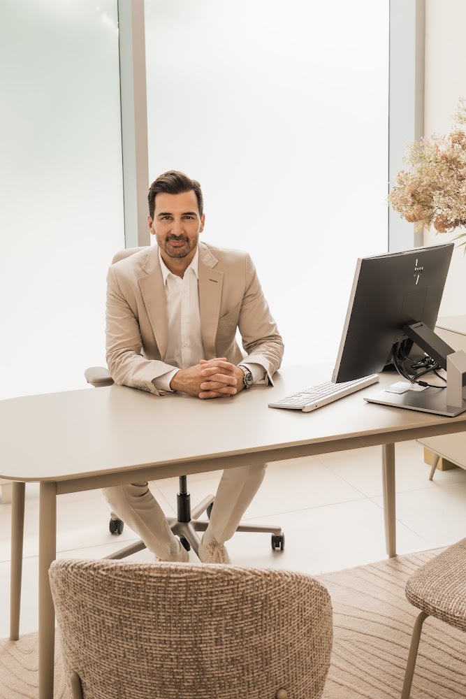 Dr. Dimitrios Motakis